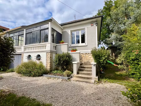 maison de luxe à vendre dans le quartier agent sarre-centre-les vallées-la garenne