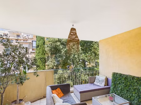 appartement de luxe à vendre dans le quartier comtale-cente-cours mirabeau