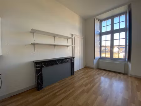 vente appartement 2 pièces 32 m² à saumur (49400)  91 000 €
