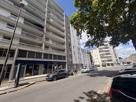 location local professionnel 100m² orleans 45000