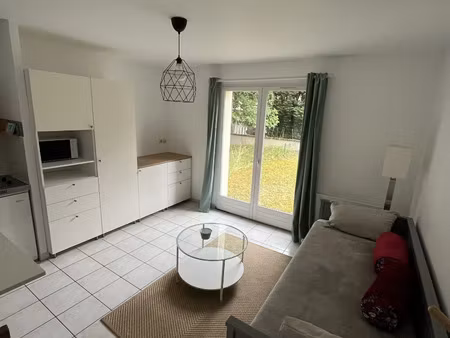 location studio meublé fourqueux 660 €