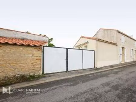 vente maison à grues (85580) : à vendre / 76m² grues