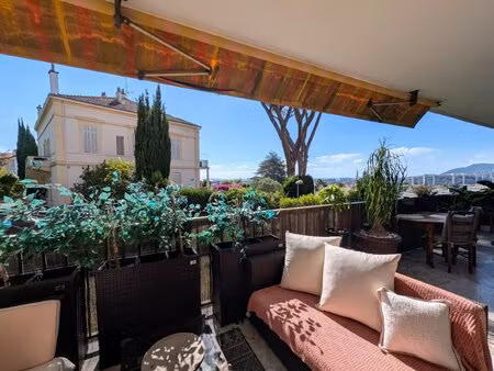 superbe appartement t2 calme / vue mer grande terrasse et garage