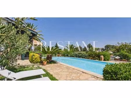 maison avec piscine et terrasse saint-jean-de-luz (64)