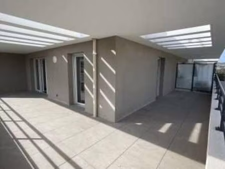 vente appartement 2 pièces à gardanne (13120) : à vendre 2 pièces / 45m² gardanne
