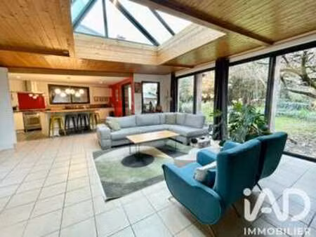 location maison à nantes (44000) : à louer / 165m² nantes