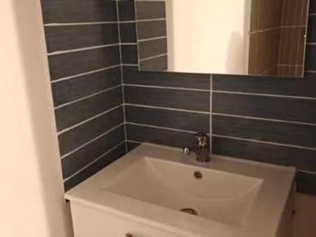 location maison à saint-estèphe (33180) : à louer / 85m² saint-estèphe
