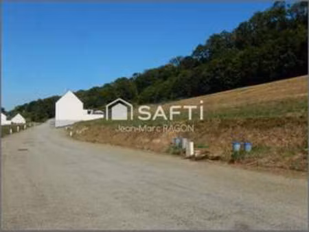 vente terrain à montreuil-sous-pérouse (35500) : à vendre / 574m² montreuil-sous-pérouse