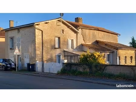 maison à louer à rouillé 86
