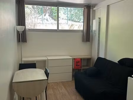 studio meublé