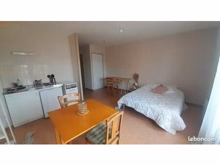 studio 1 pièce 29 m²
