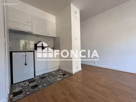 studio 1 pièce 24 m²