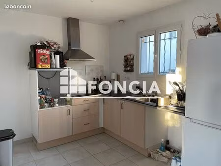 villa 4 pièces 82 m²