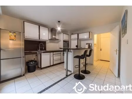 chambre 1 pièce 23 m²