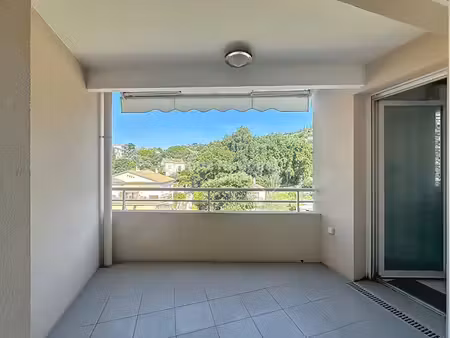vente appartement 3 pièces 60 m² à mandelieu-la-napoule (06210)  309 000 €