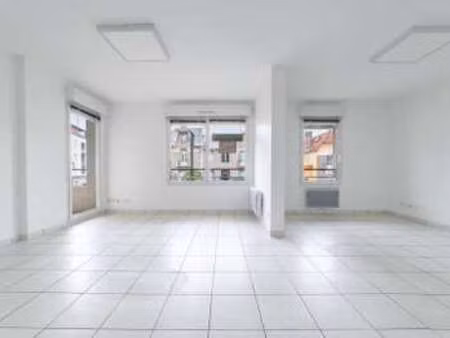 vente bureaux et commerces à nantes rond-point de rennes (44000) : à vendre / 100m² nantes