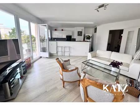 vente appartement 4 pièces 82.38 m² à versailles (78000)  470 000 €
