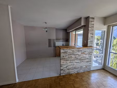 location appartement 3 pièces 60 m² à cluses (74300)