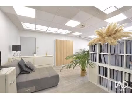 bureaux à nîmes (30900)