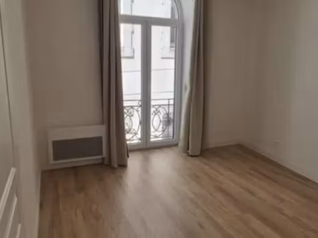 appartement t3 duplex calme - centre-ville beaumont-de-lomagne