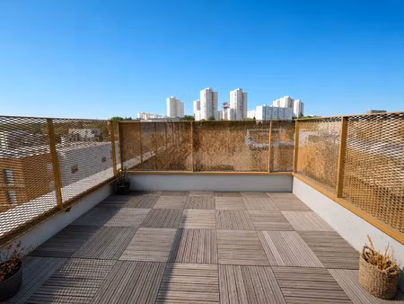 duplex 5 pièces dernier étage avec terrasses