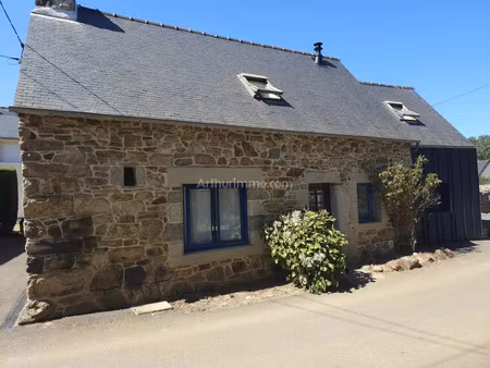 location maison de village 2 pièces 64 m2 à goudelin