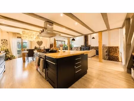 maison de caractère 472 m² à chens-sur-léman