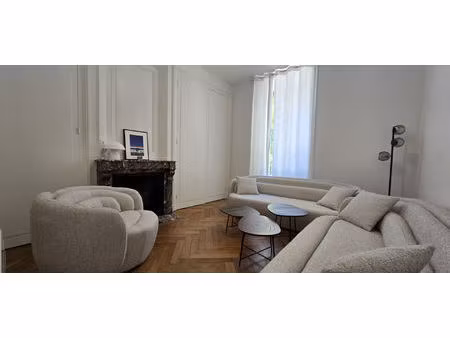 à louer ? t2 de charme entièrement rénové de 54 58 m² ? lyon 3?