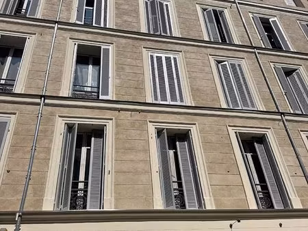 appartement t4 de 60m2 quartier noailles au 4e avec ascenseur