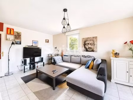 appartement t3 de 67m2 proche frontière avec parking!
