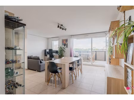 appartement vaulx en velin 3 pièce(s) 66 m2