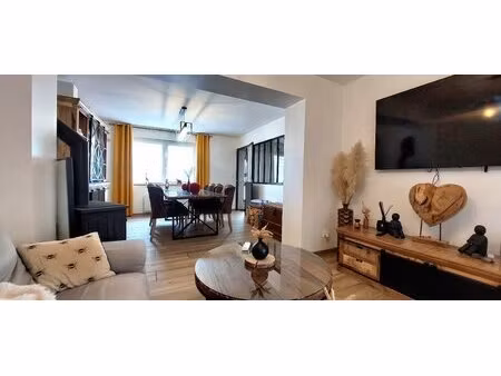 en vente maison 87 m² – 230 000 € |servins