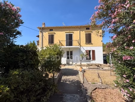l'île-rousse centre – ensemble immobilier 200 m² sur 1600 m² terrain à fort potentiel à 10