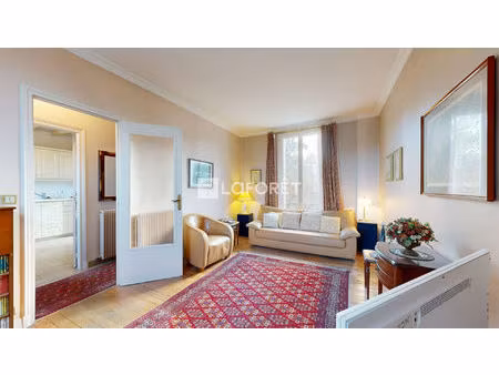 maison années 30 sur grande parcelle avec sous-sol et garage