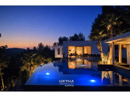 villa connectée avec une vue exceptionnelle
