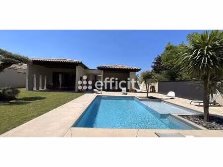 villa avec piscine et terrasse saint-lager-bressac (07)