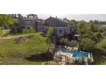 maison avec piscine et jardin chassiers (07)