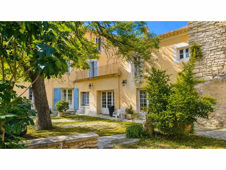 vente immeuble 435 m² pernes-les-fontaines (84210)
