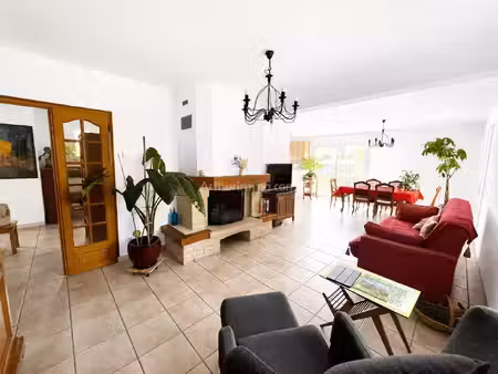maison 7 pièces - lisses centre