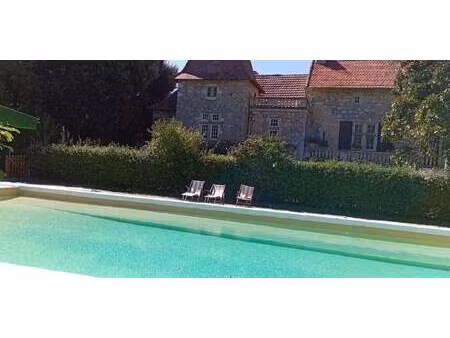 propriété avec piscine et jardin agen (47)