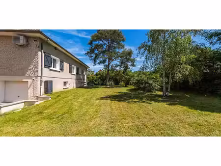 maison avec jardin et terrasse fontaines (71)
