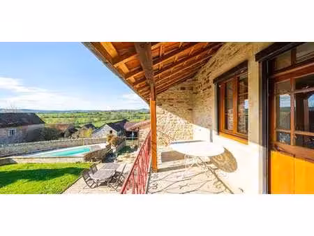maison avec jardin joncy (71)