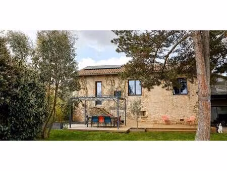 maison avec piscine et terrasse sancé (71)