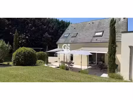 maison avec jardin et terrasse torcé-en-vallée (72)