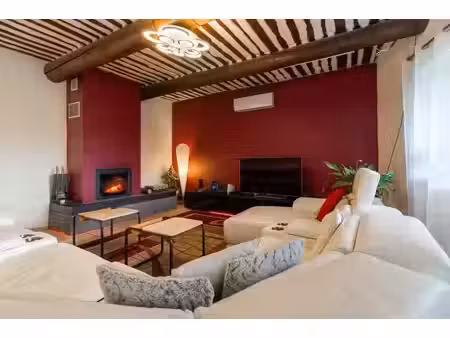 location maison 9 pièces 200 m² à le pontet (84130)