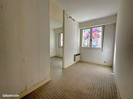 bureau / investissement locatif hypercentre libourne