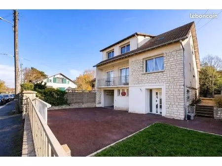 maison 7 pièces 171m2