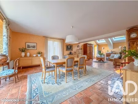 longère 6 pièces 211 m²
