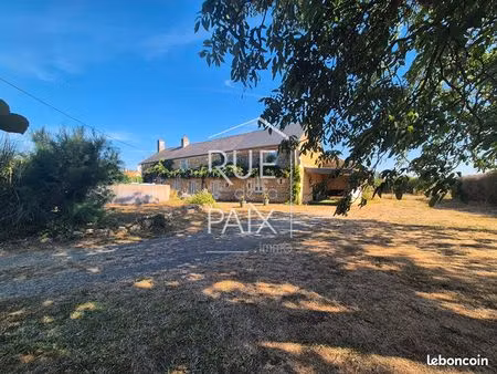 maison 5 pièces 205 m²
