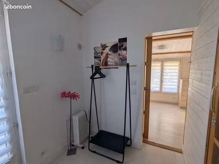 studio étudiant(e)  cosy  indépendant-meublé-calme-non fumeur